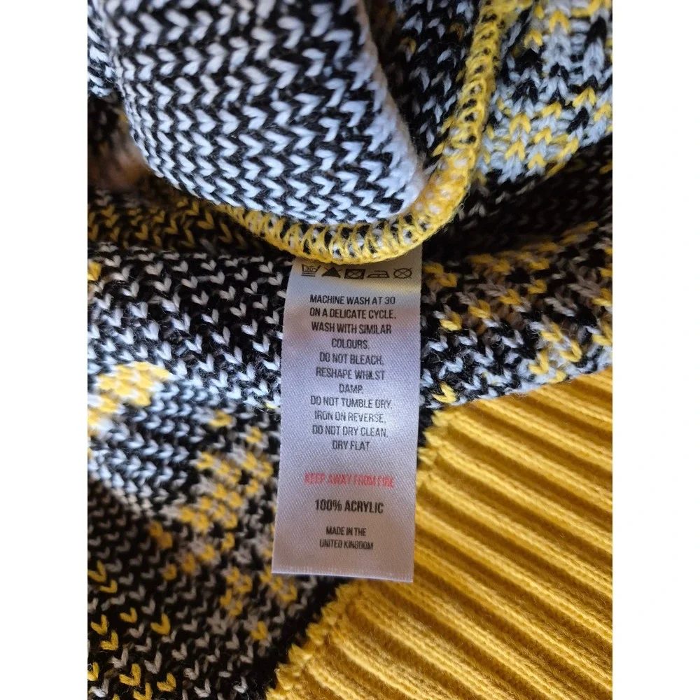 Harry Potter 3XL Hufflepuff House Crest Sweater Yellow Black Knit XXXL
